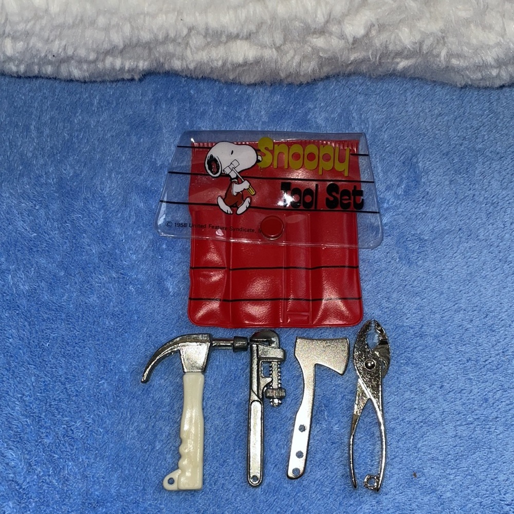 Vintage Snoopy Tool Set 1958.